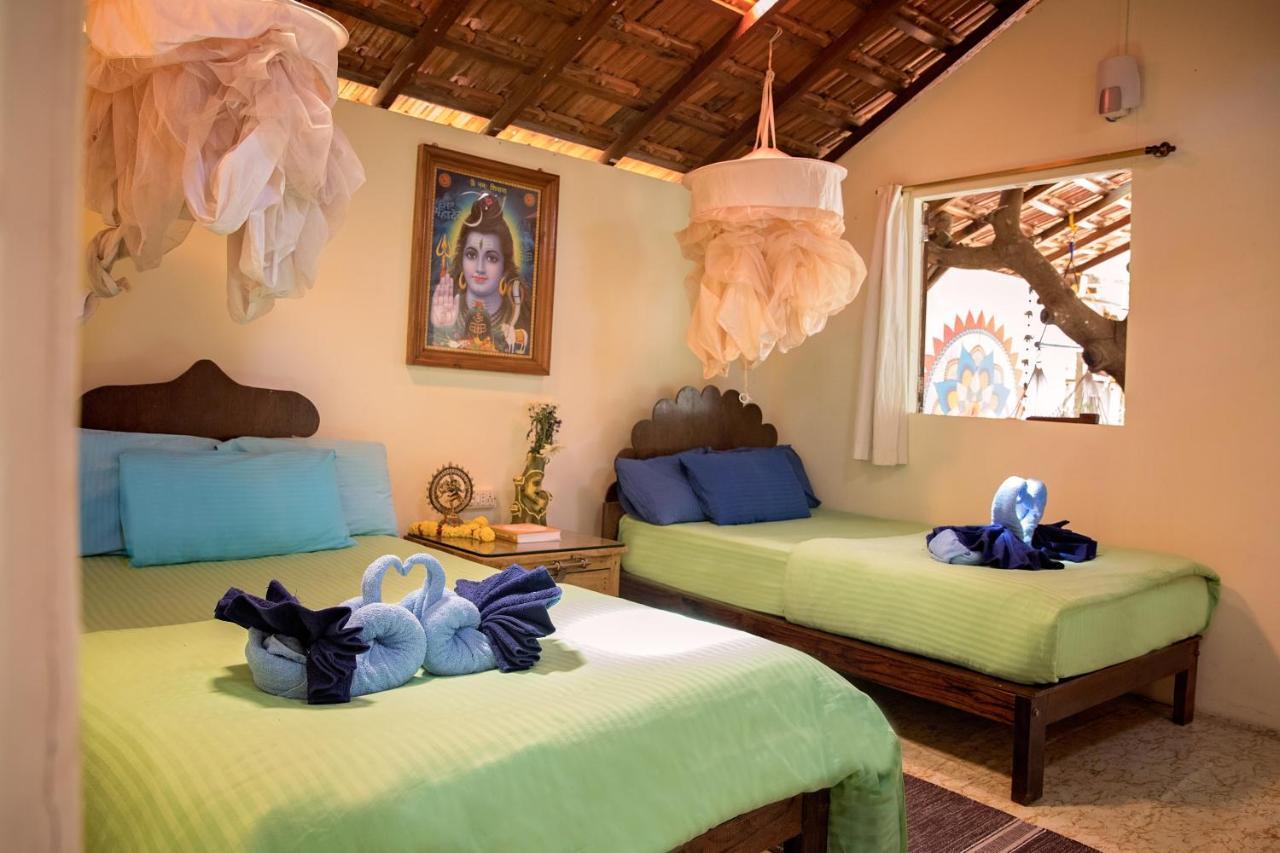Kranti Yoga Tradition - Beach Resort Patnem Beach Exterior photo